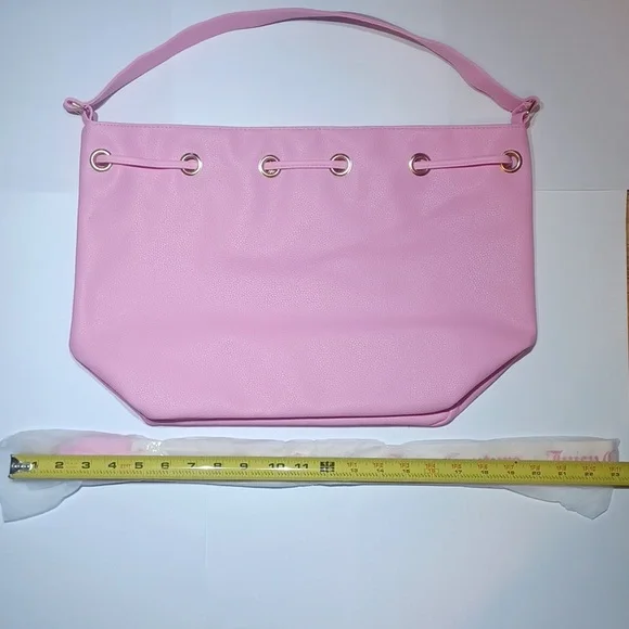 Juicy Couture Bucket Bag NWOT - Picture 7 of 8